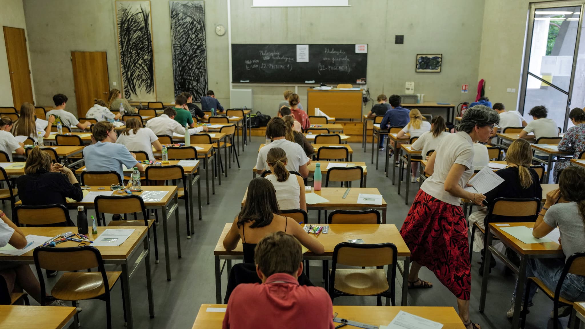 Plus de Rage, Plus de Message : Les Lycéens du Drôme et de l&rsquo;Ardèche Défient le Système Éducatif